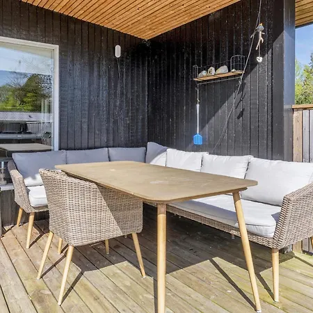 Feriehus 6 Person In Hojslev-by Traum
