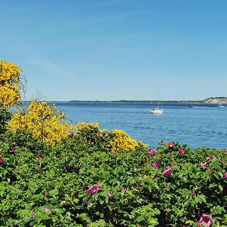 6 Person In Hojslev-by Traum * Højslev